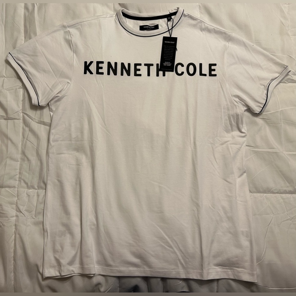 NWT Kenneth Cole Slim Fitted T-Shirt